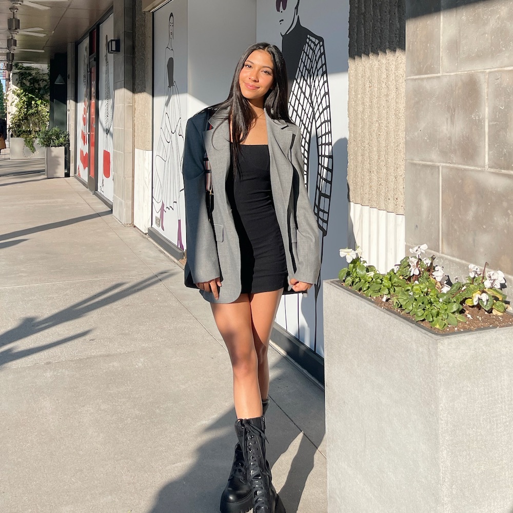 Meet your Posher, Valeria